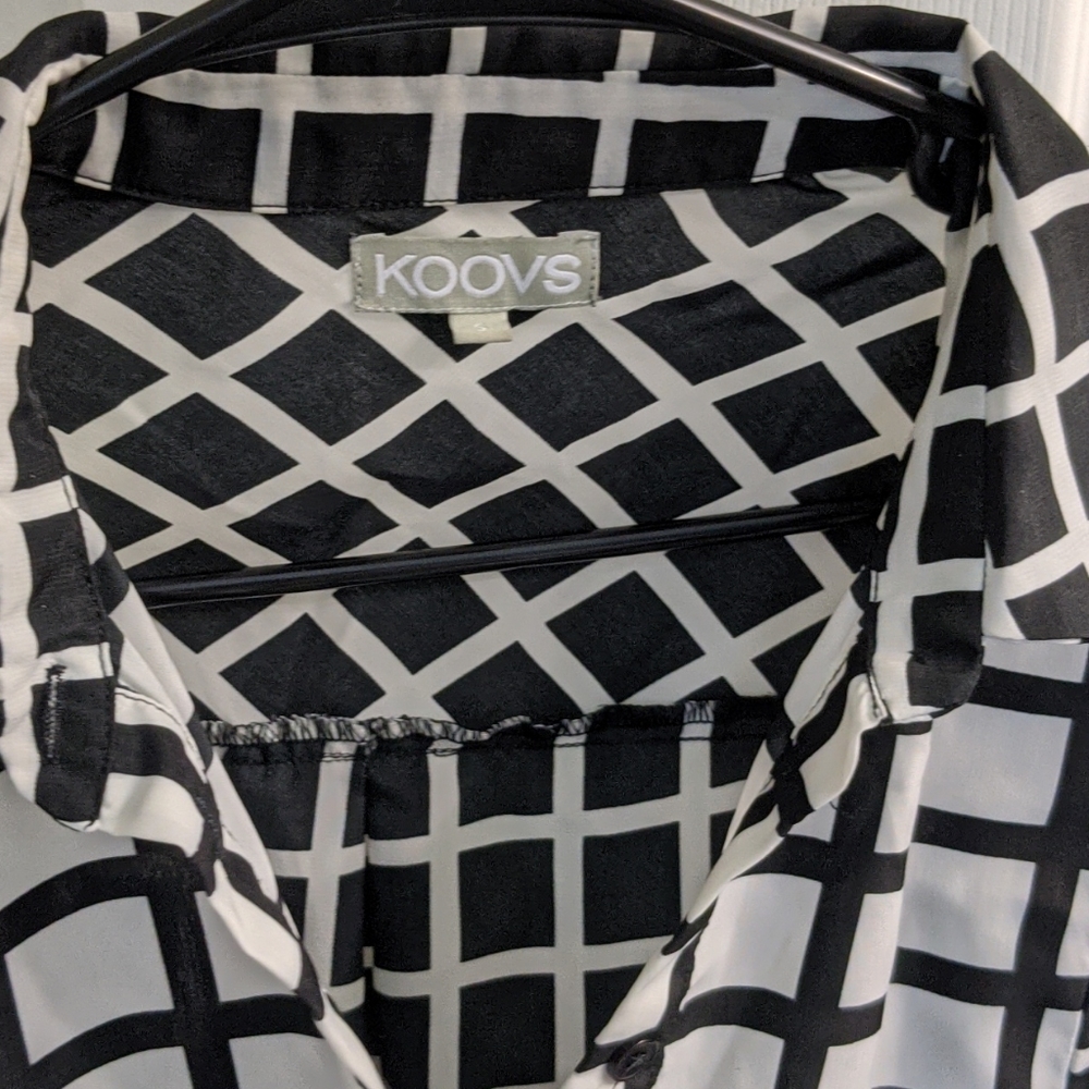 Cropped Checkered Top - Picture 2 of 3